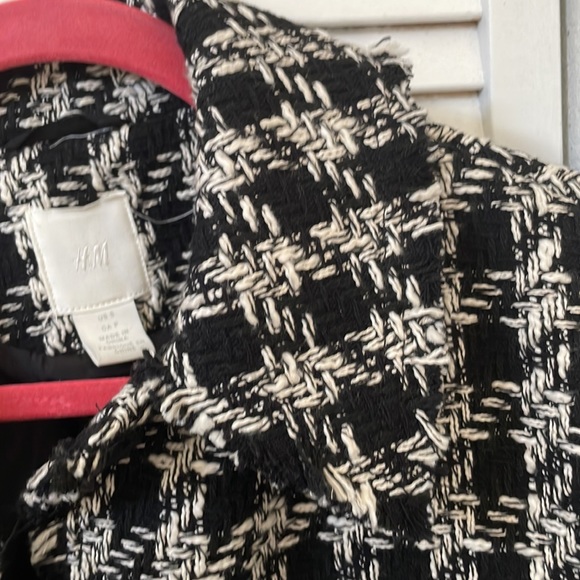 H&M Black and white Tweed Jacket / Shacket - Picture 5 of 5